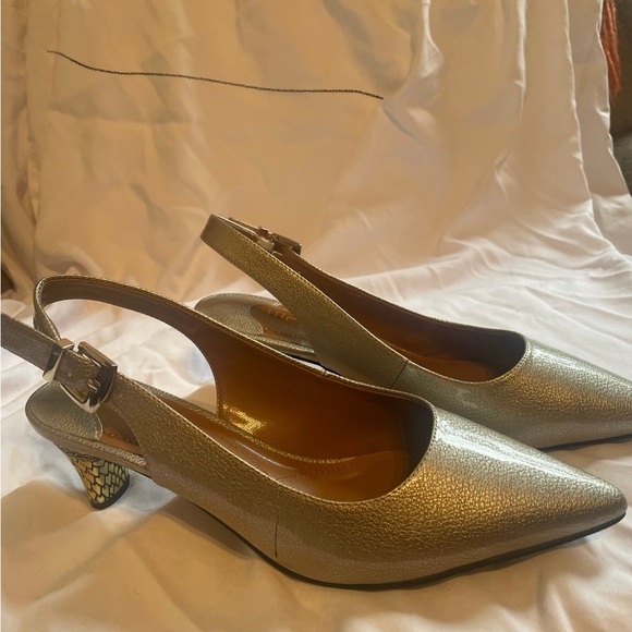 J. Renee Mayetta Pearlized Patent Dress Metal Heel Pumps - NEW, never worn!! - Picture 1 of 8